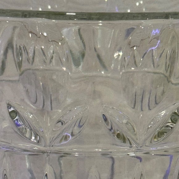 Vintage Handcrafted Tulip Garden Block Crystal Vase - Picture 4 of 8